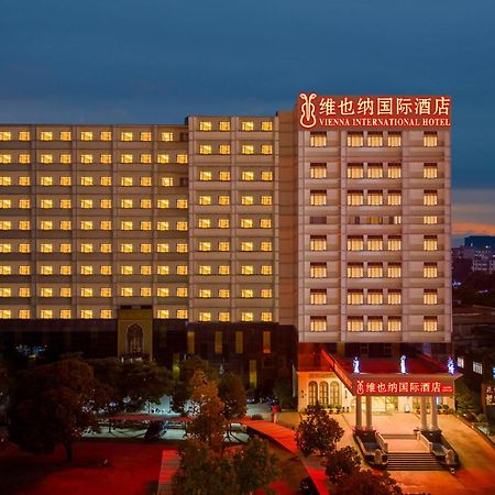 Vienna International Hotel Guangzhou Baiyun International Conference Center Exterior foto